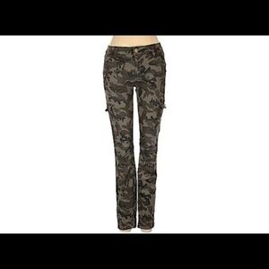 Ashley Mason Green Camouflage Skinny Jeans Sz 5/27